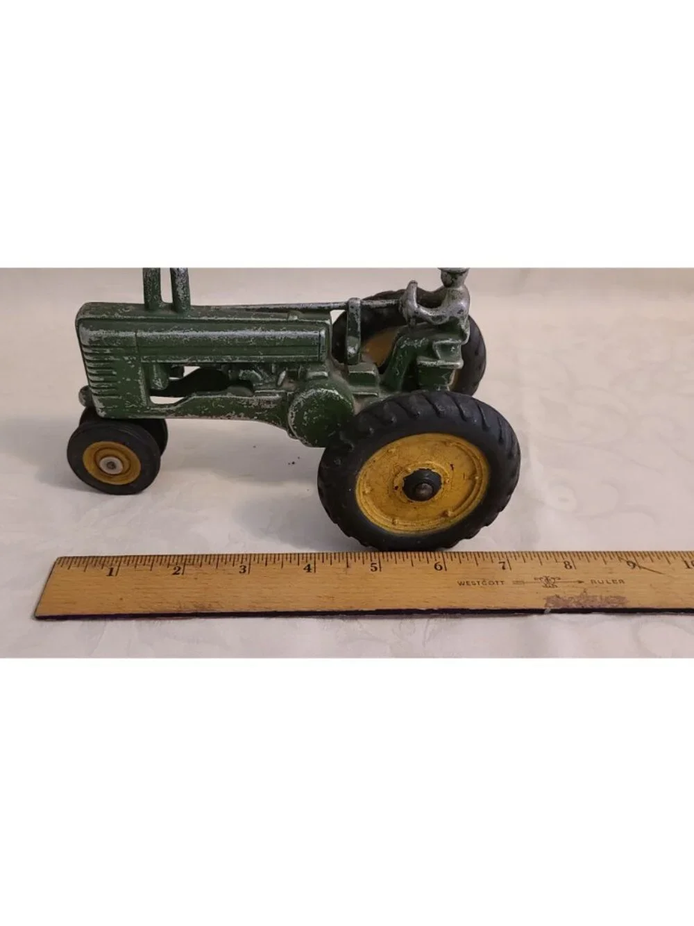 Vintage 1940s-50s 1/16 Arcade/ERTL  John Deere Model A Toy Tractor